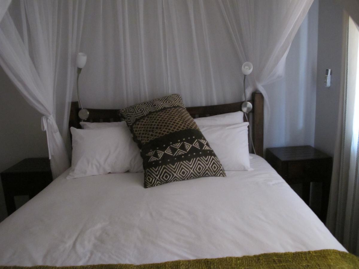 Ukuthula Cottages Kampersrus AH エクステリア 写真